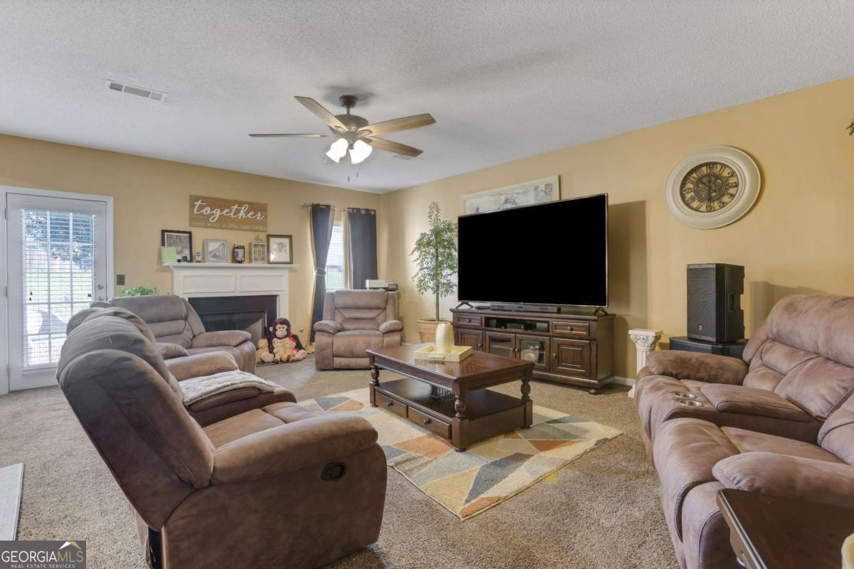5870 Sunflower Court Ellenwood GA 30294