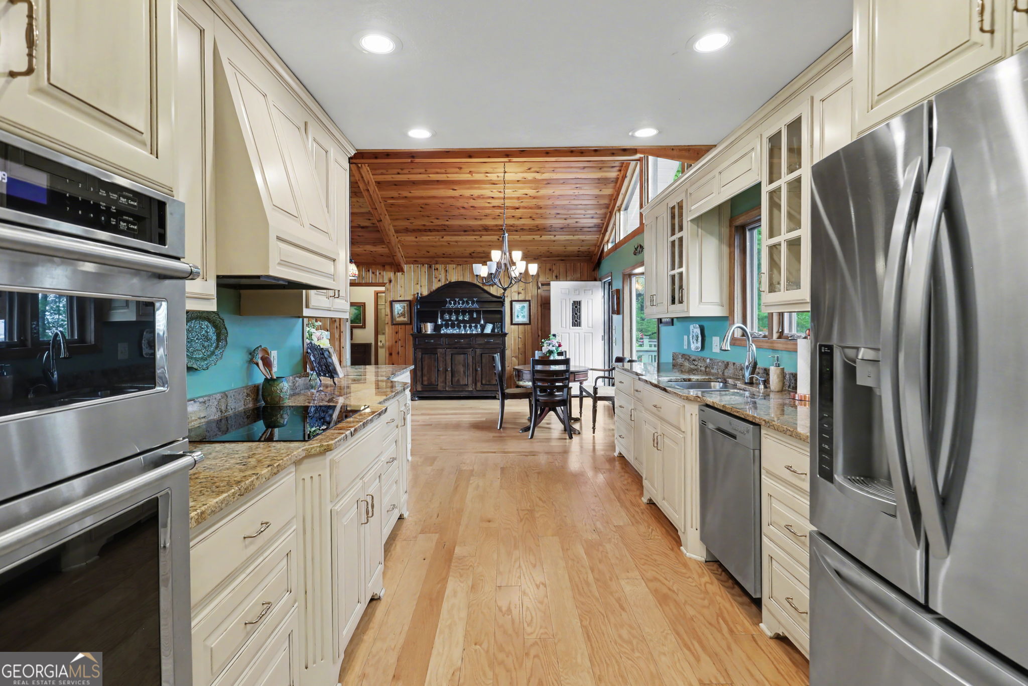 89 Mcclure Lane Dillard GA 30537