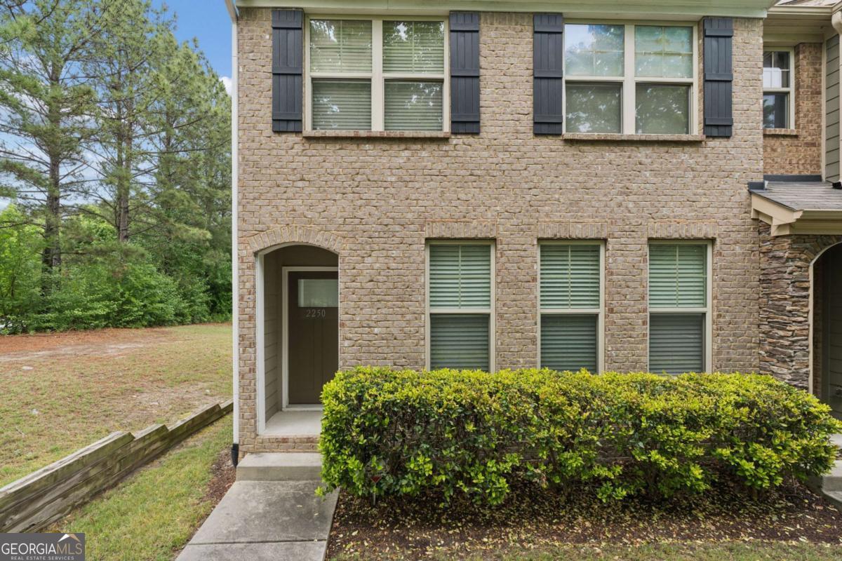 2250 Whiteoak Drive SE Smyrna GA 30080