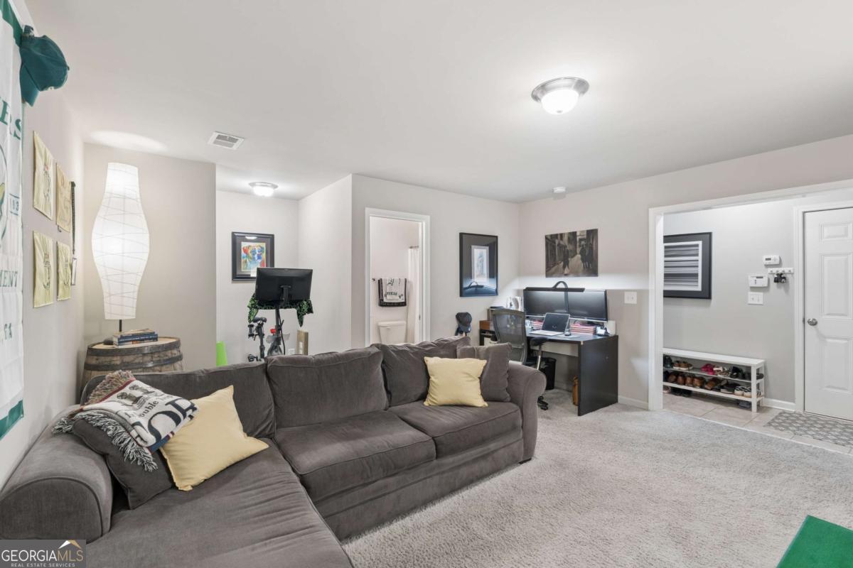 2250 Whiteoak Drive SE Smyrna GA 30080