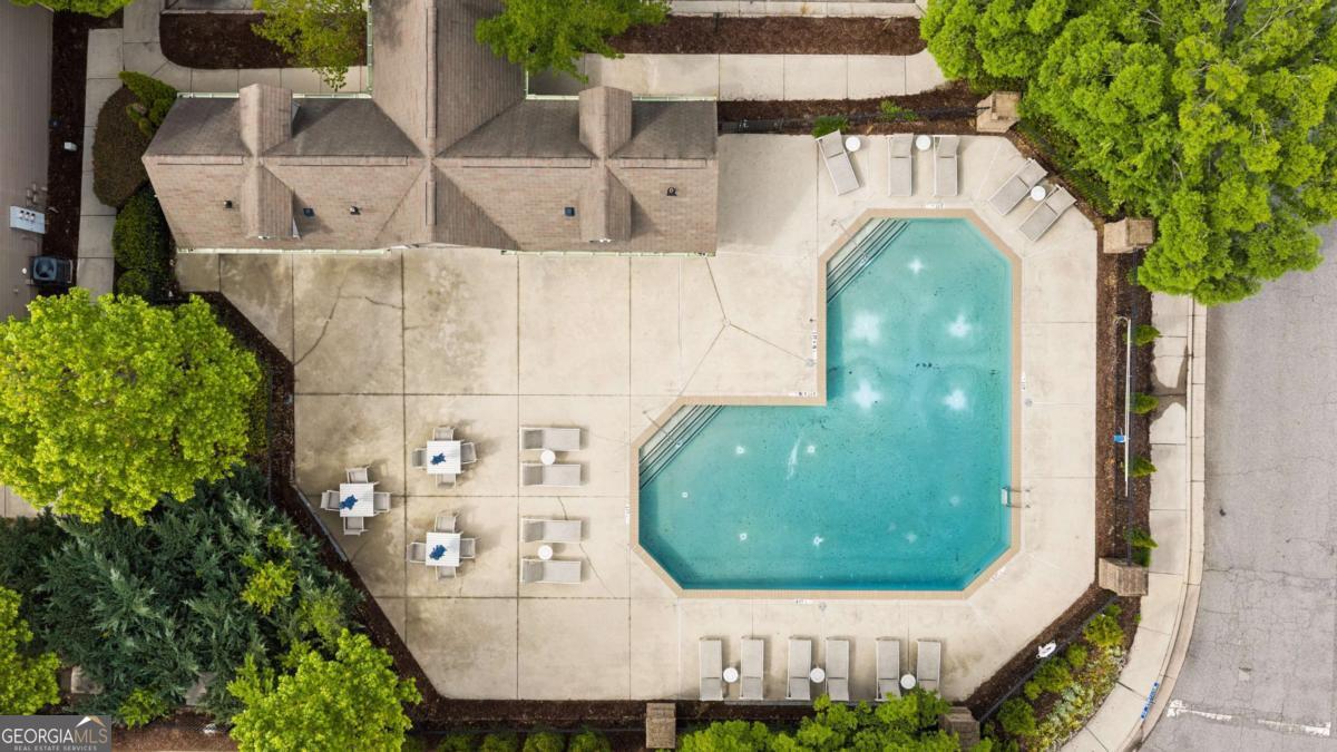 2250 Whiteoak Drive SE Smyrna GA 30080