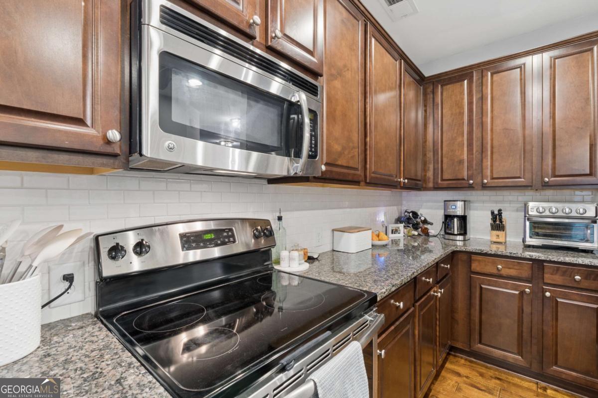 2250 Whiteoak Drive SE Smyrna GA 30080
