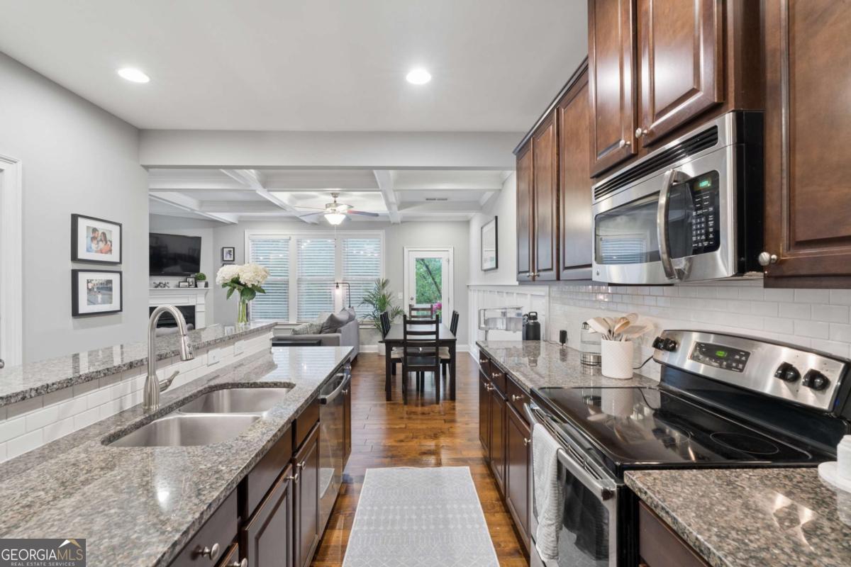 2250 Whiteoak Drive SE Smyrna GA 30080
