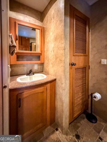 101 Canyon Pass Cleveland GA 30528