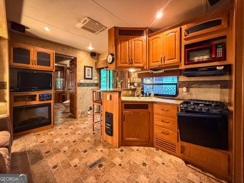 101 Canyon Pass Cleveland GA 30528
