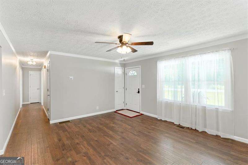 32 Tomahawk Drive SW Cartersville GA 30120