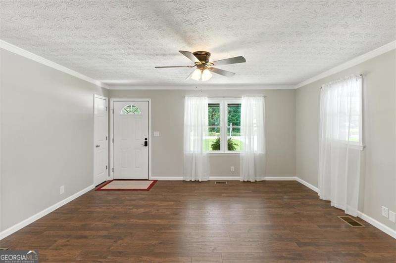 32 Tomahawk Drive SW Cartersville GA 30120