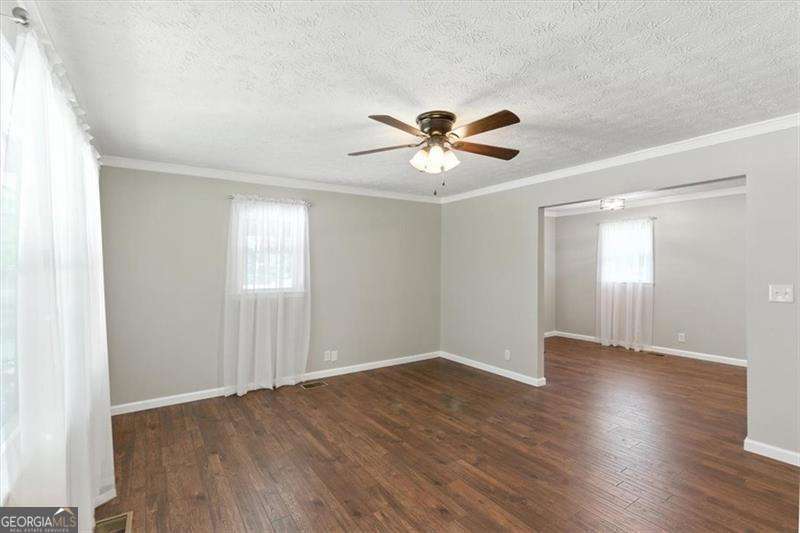 32 Tomahawk Drive SW Cartersville GA 30120