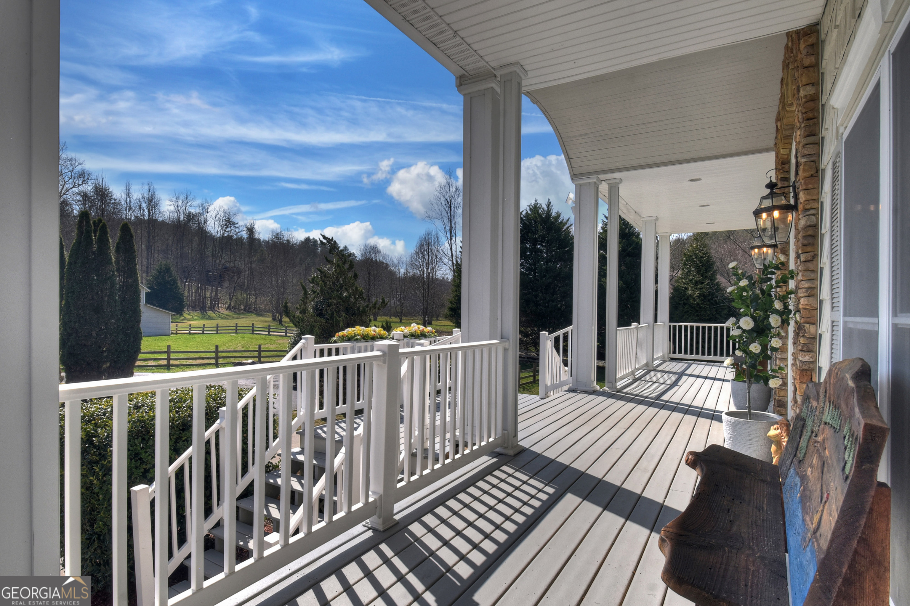 291 Kyle Arp Blue Ridge GA 30513