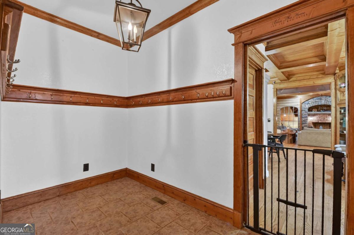 291 Kyle Arp Blue Ridge GA 30513