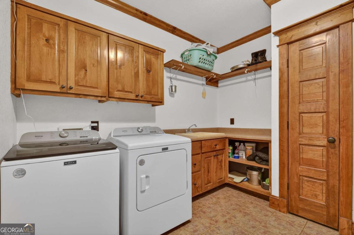 291 Kyle Arp Blue Ridge GA 30513