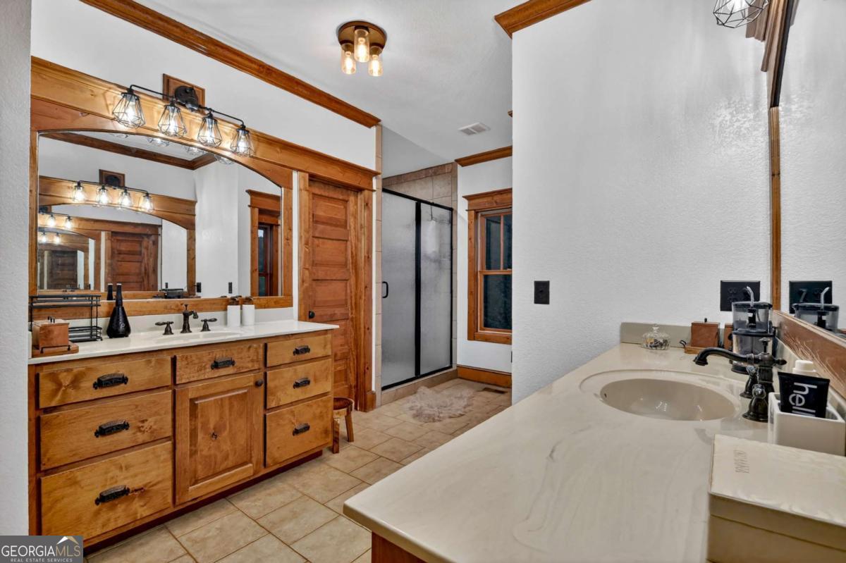 291 Kyle Arp Blue Ridge GA 30513