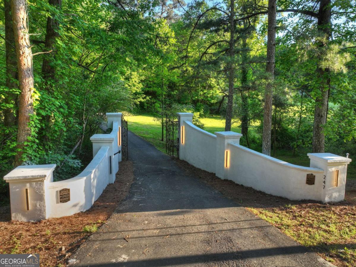 291 Kyle Arp Blue Ridge GA 30513