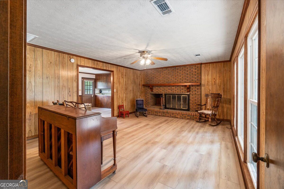 210 Bunch Road Tignall GA 30668