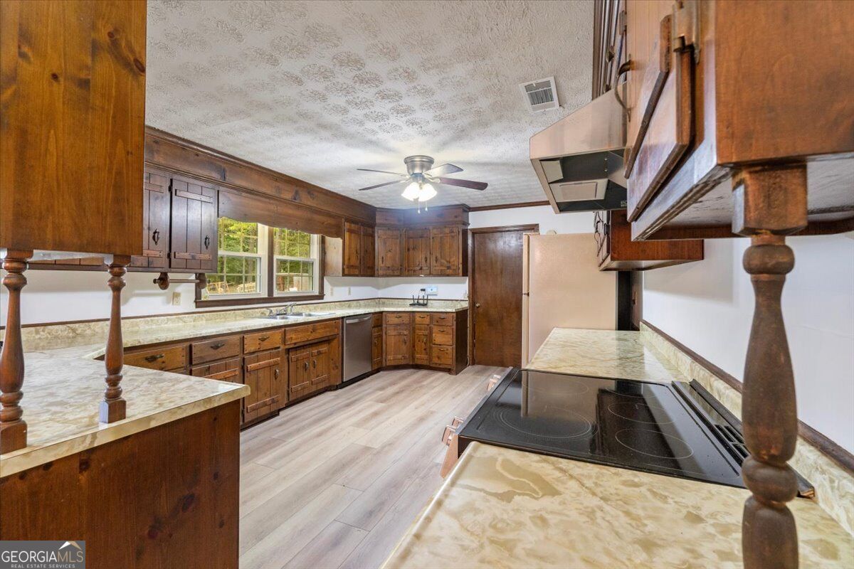 210 Bunch Road Tignall GA 30668