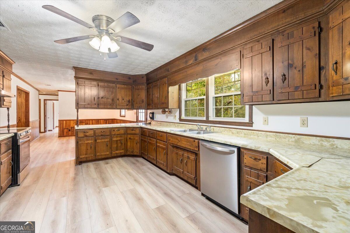 210 Bunch Road Tignall GA 30668