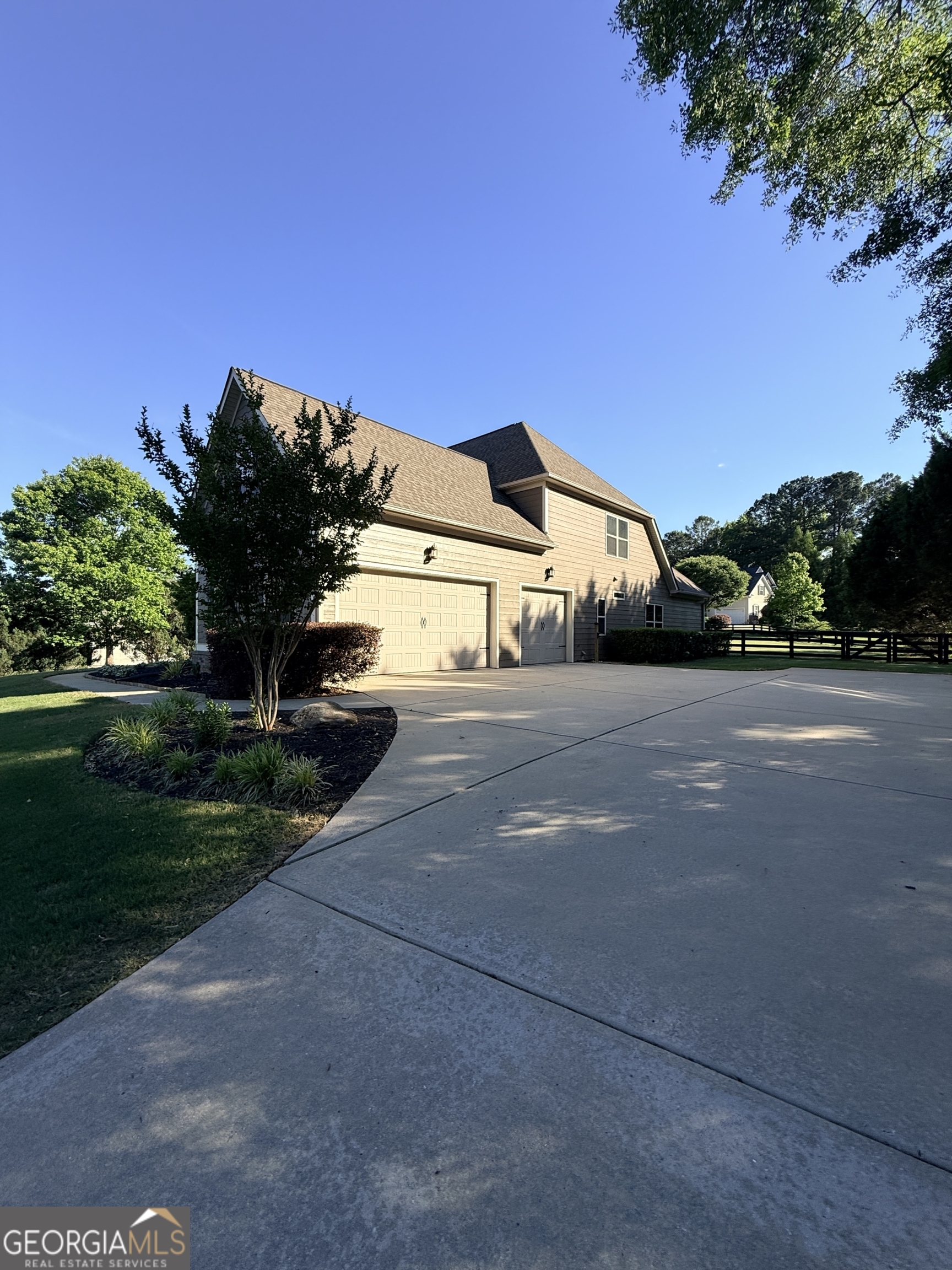 127 Sandisfield Drive Sharpsburg GA 30277