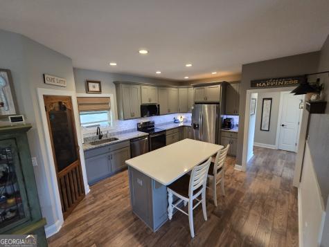 958 New Forest Road Young Harris GA 30582