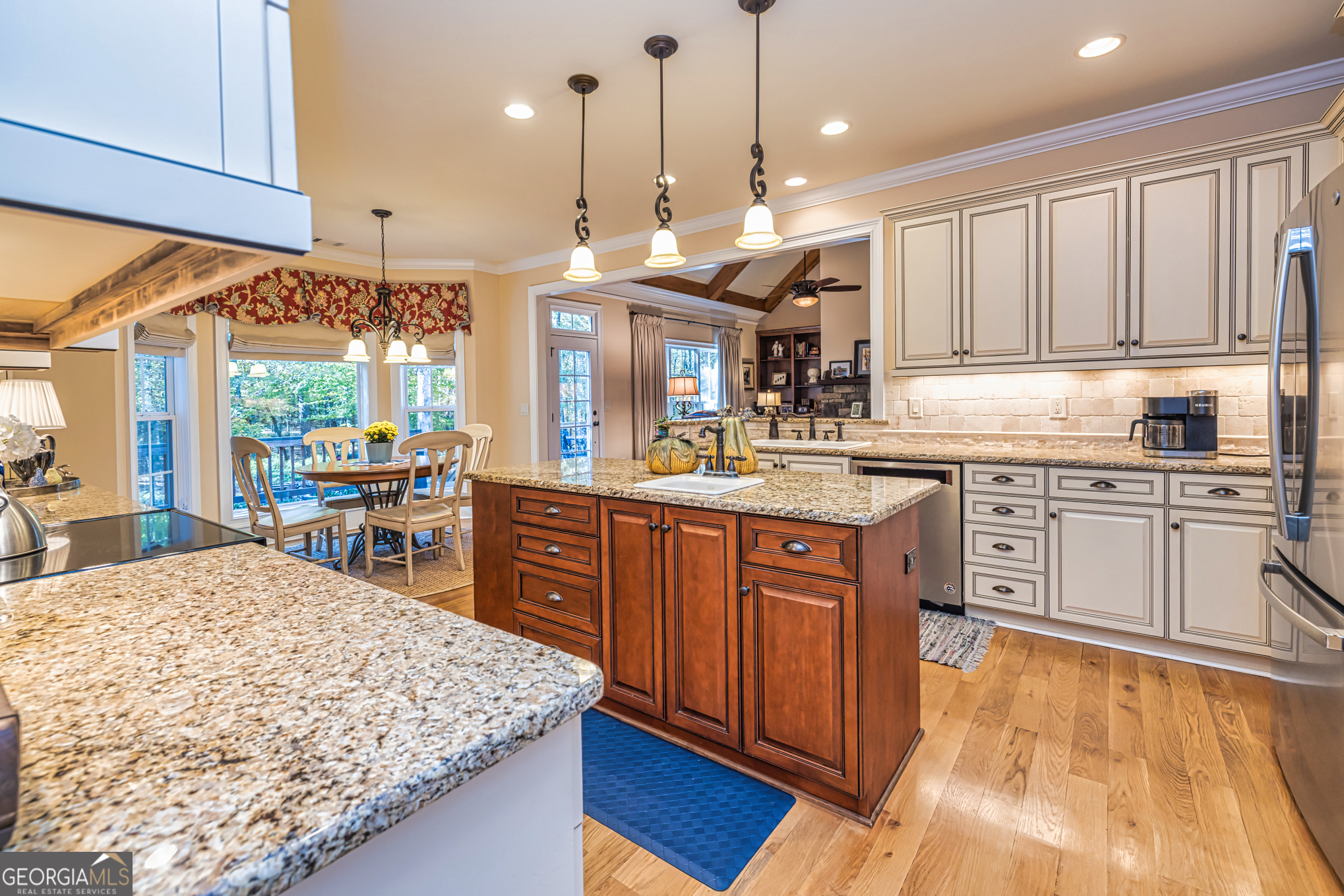 210 Mockingbird Lane Brooks GA 30205