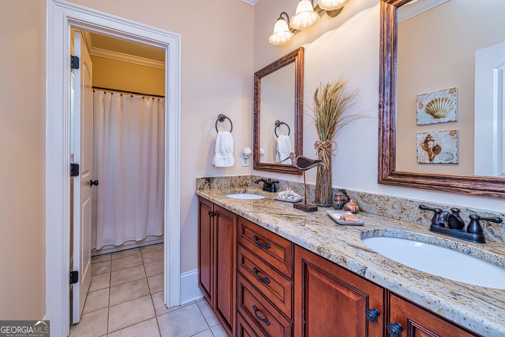 210 Mockingbird Lane Brooks GA 30205