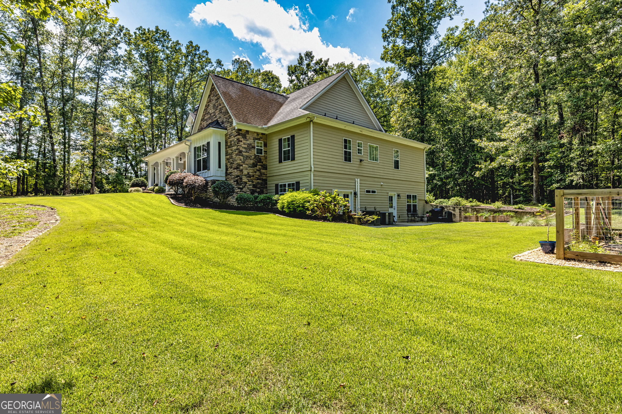 210 Mockingbird Lane Brooks GA 30205