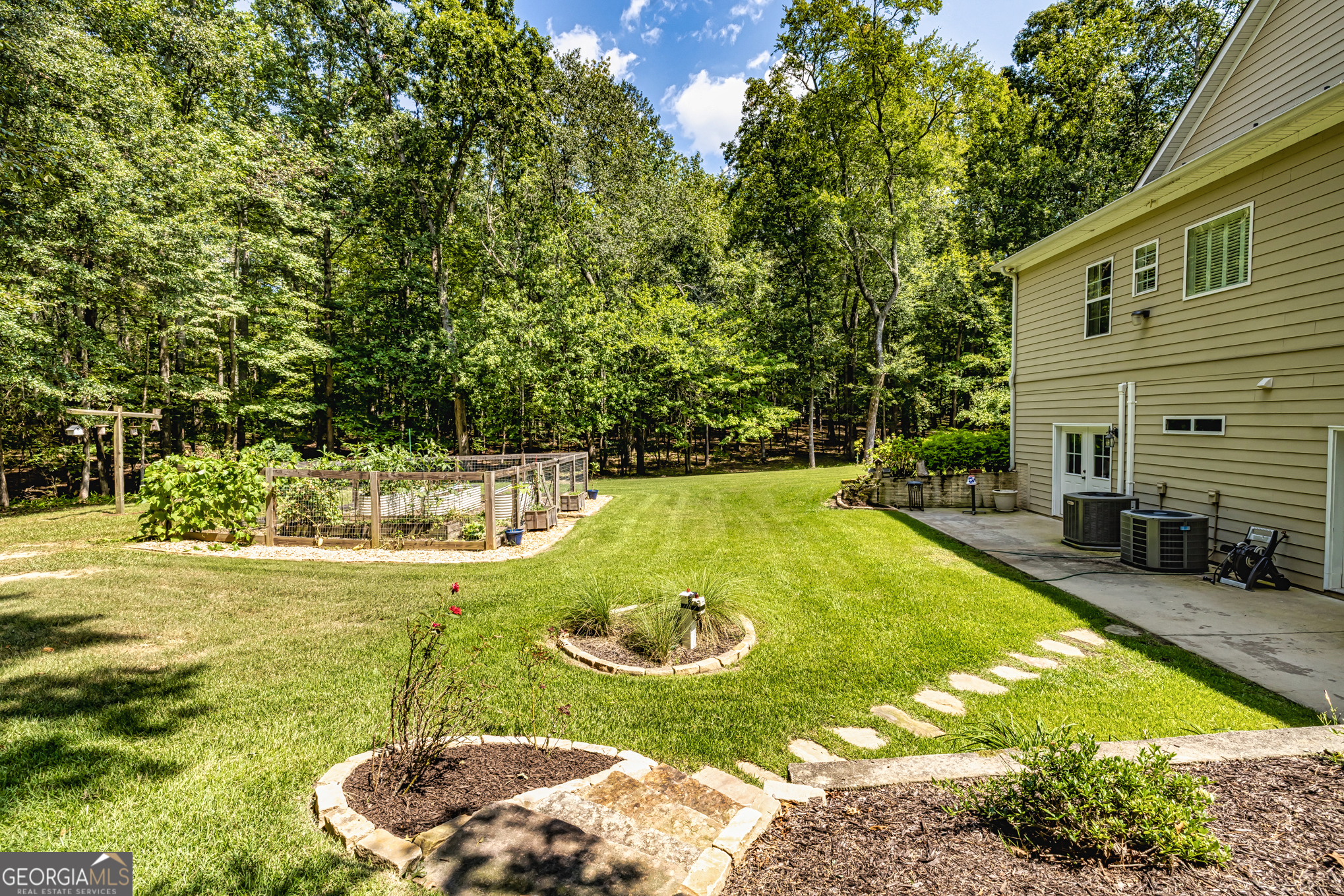 210 Mockingbird Lane Brooks GA 30205