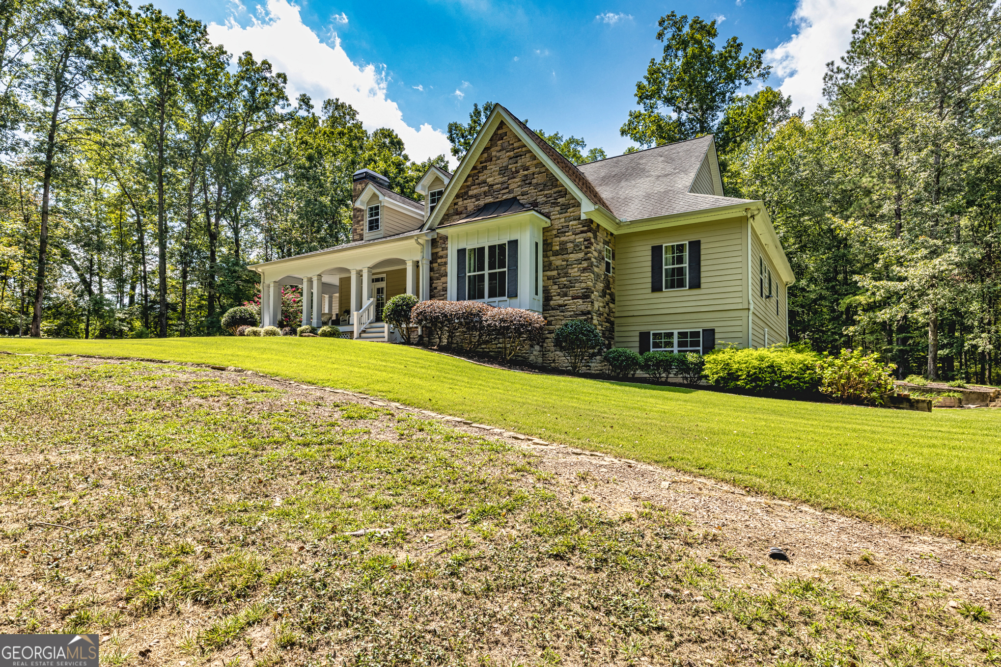 210 Mockingbird Lane Brooks GA 30205
