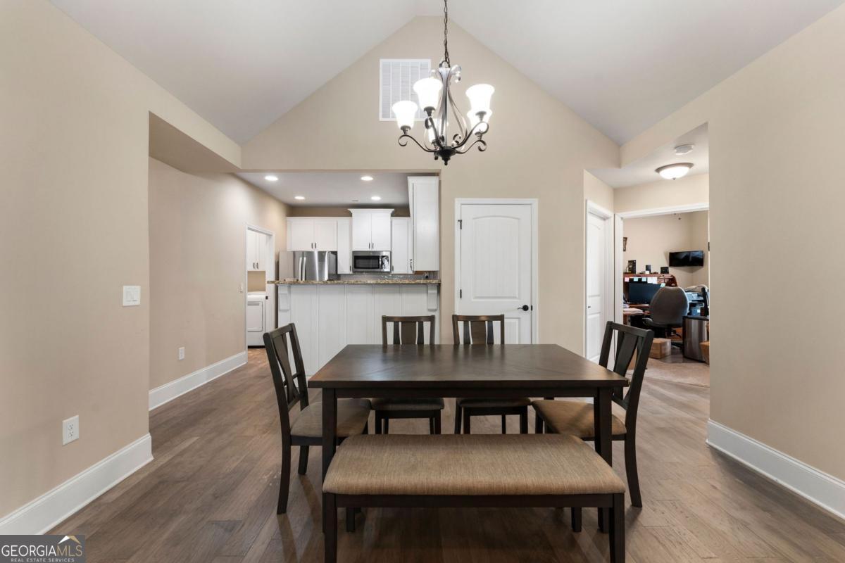 6 William Drive NE White GA 30184