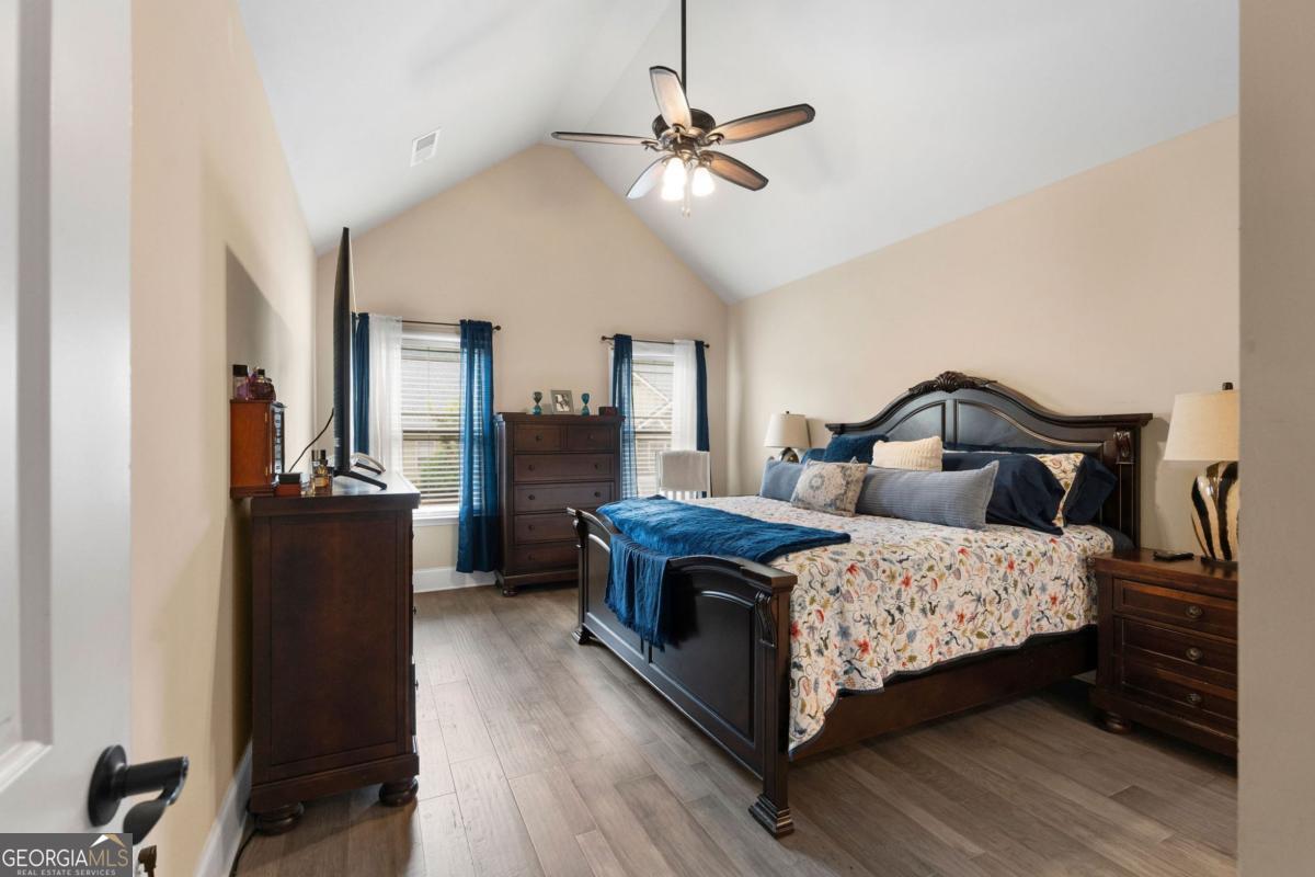 6 William Drive NE White GA 30184