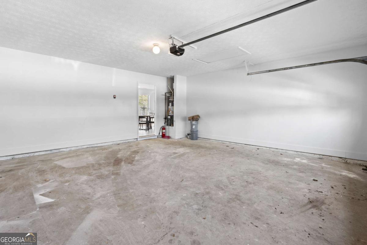 3347 Hobbit Glen Powder Springs GA 30127