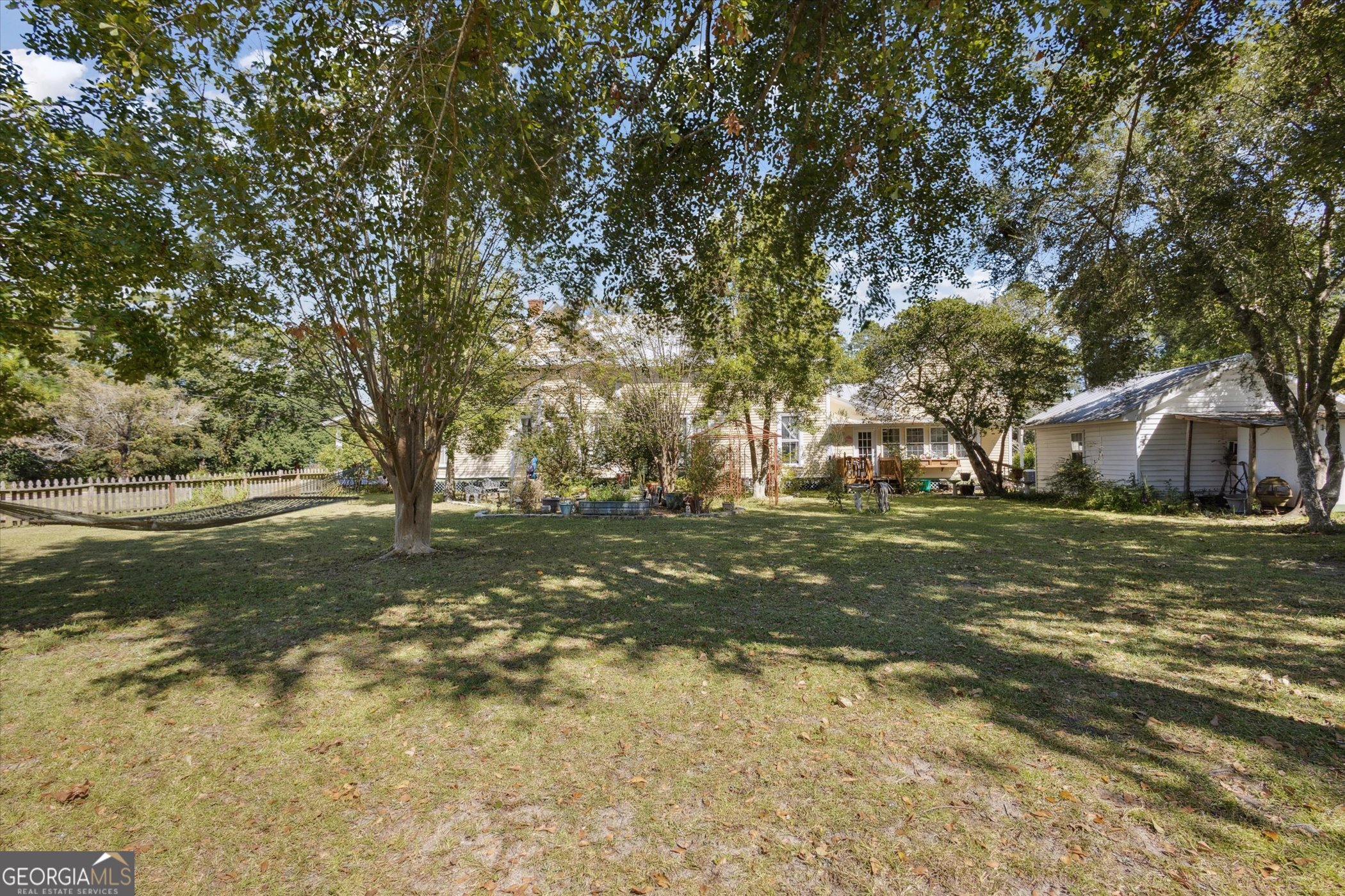 610 W Liberty Street Claxton GA 30417