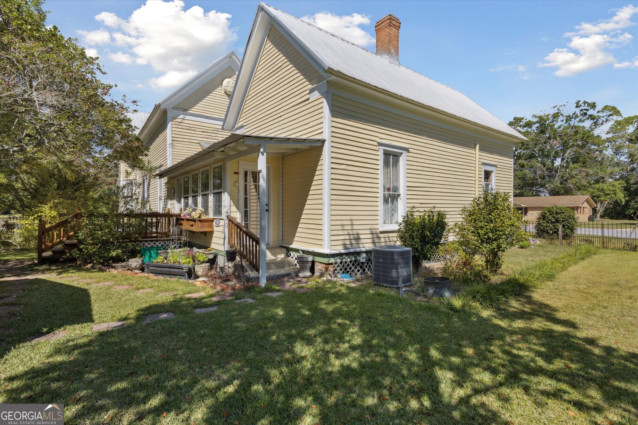 610 W Liberty Street Claxton GA 30417