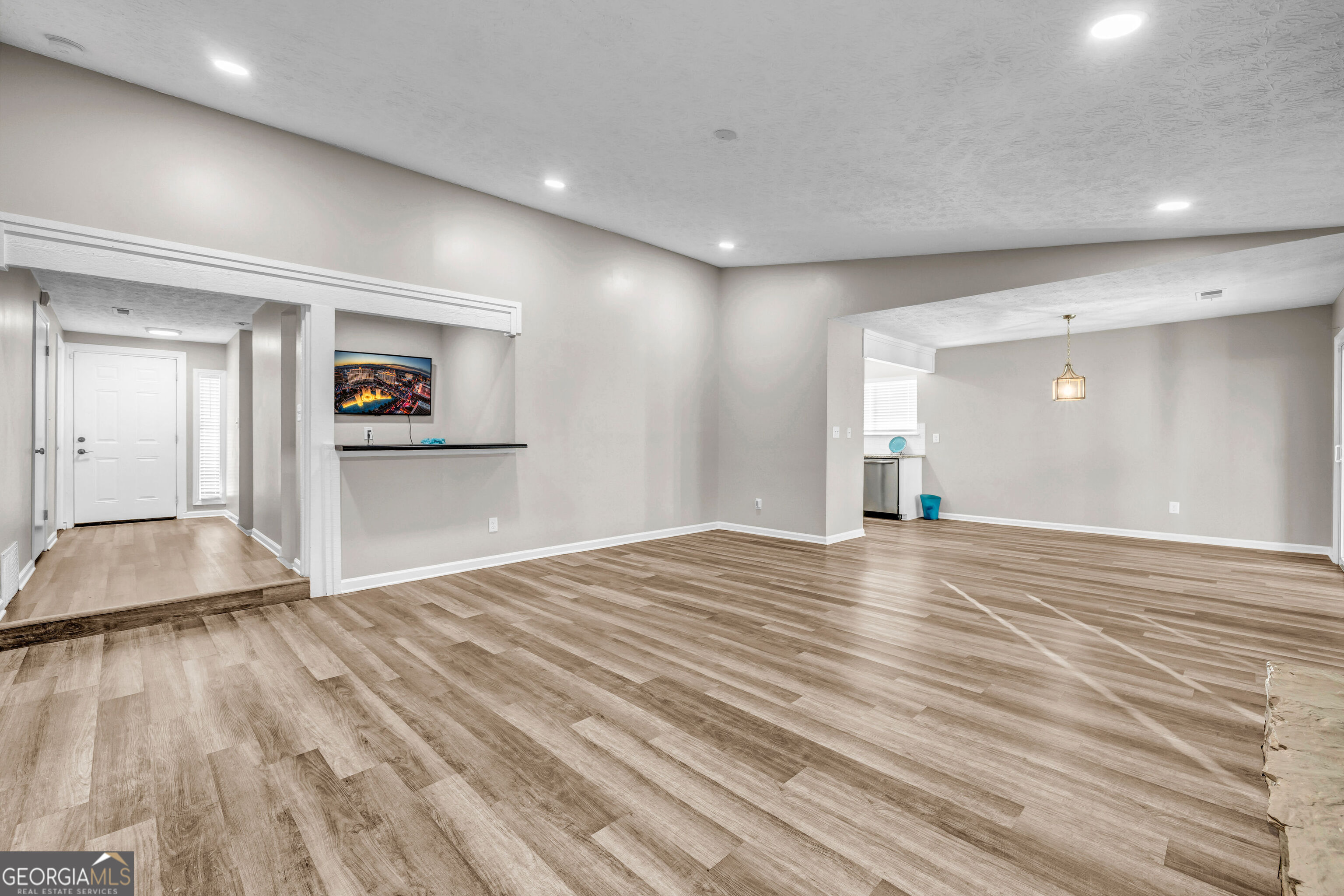 8413 Glenwoods Terrace Riverdale GA 30274