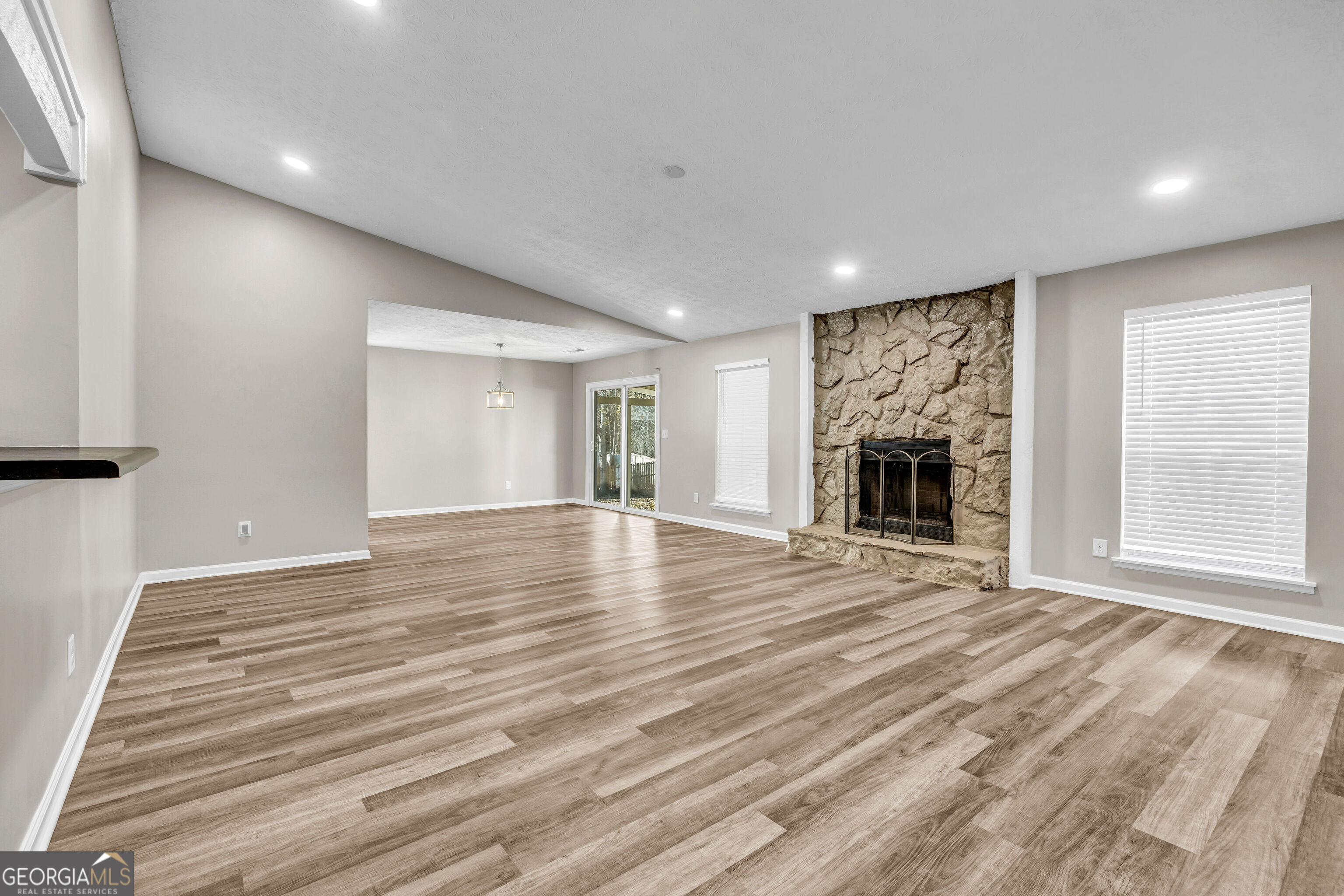 8413 Glenwoods Terrace Riverdale GA 30274