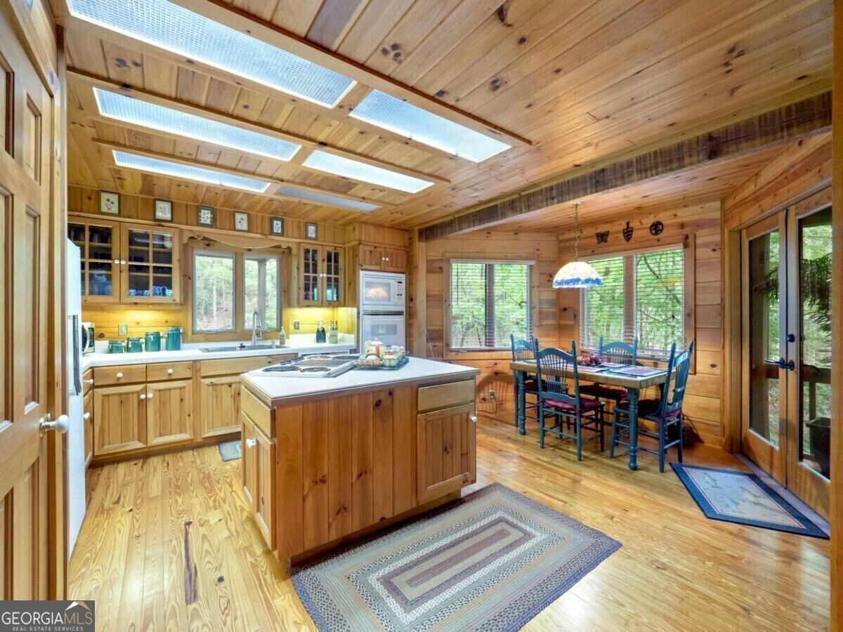 1402 Henderson Mountain Road Jasper GA 30143
