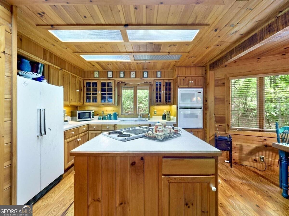 1402 Henderson Mountain Road Jasper GA 30143