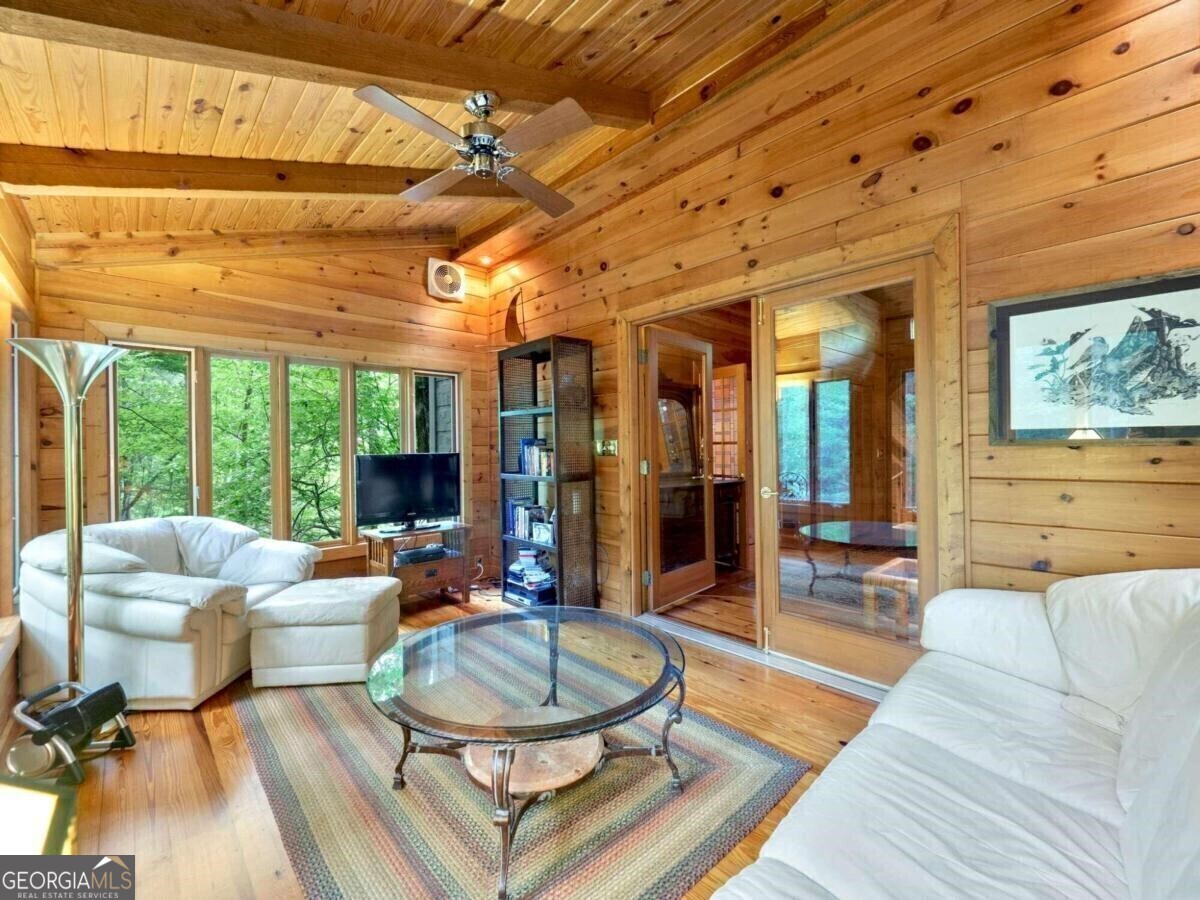 1402 Henderson Mountain Road Jasper GA 30143