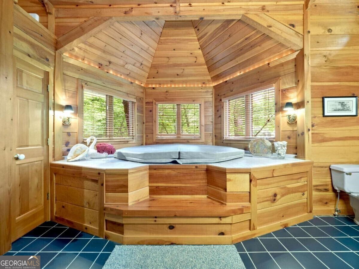 1402 Henderson Mountain Road Jasper GA 30143