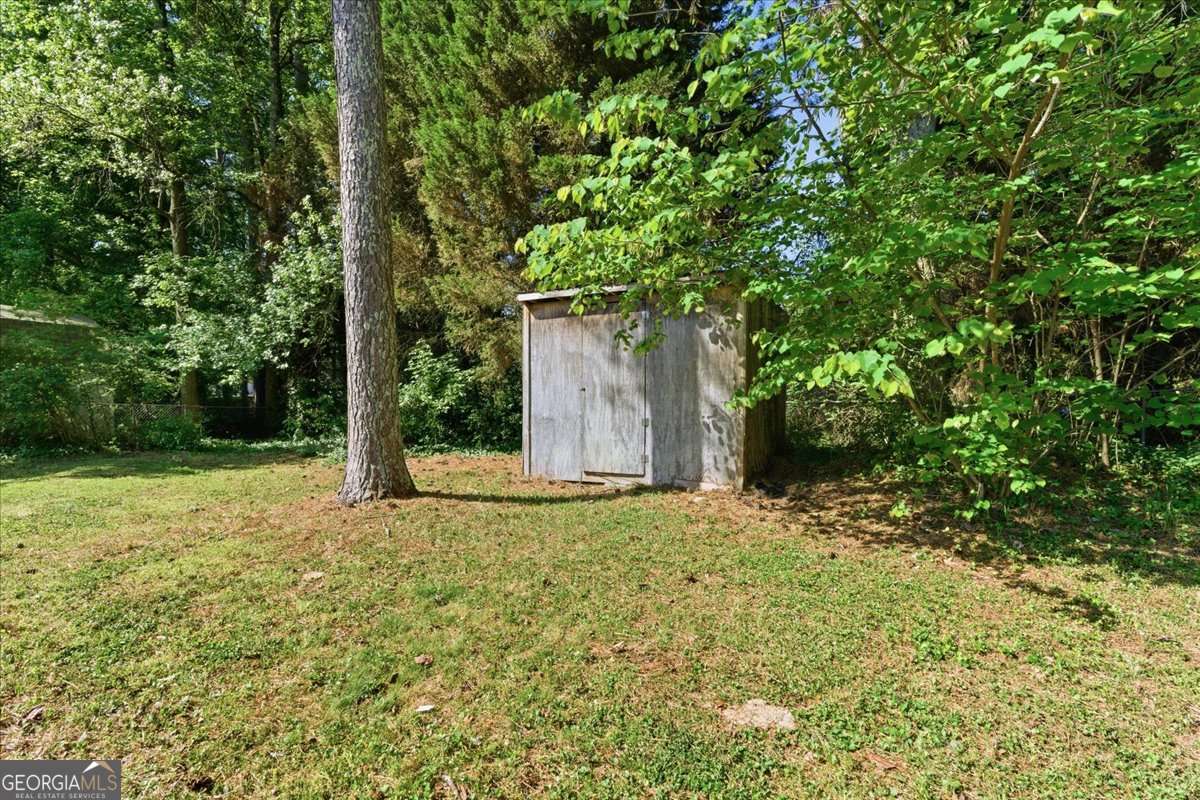 395 Ben Avenue SW Lilburn GA 30047