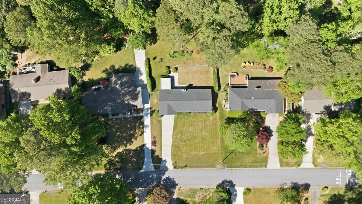 395 Ben Avenue SW Lilburn GA 30047