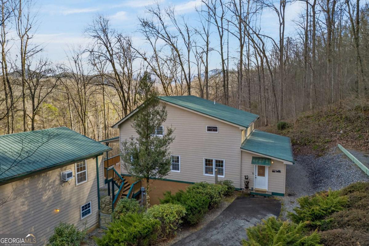 317 Collins Creek Road Hiawassee GA 30546