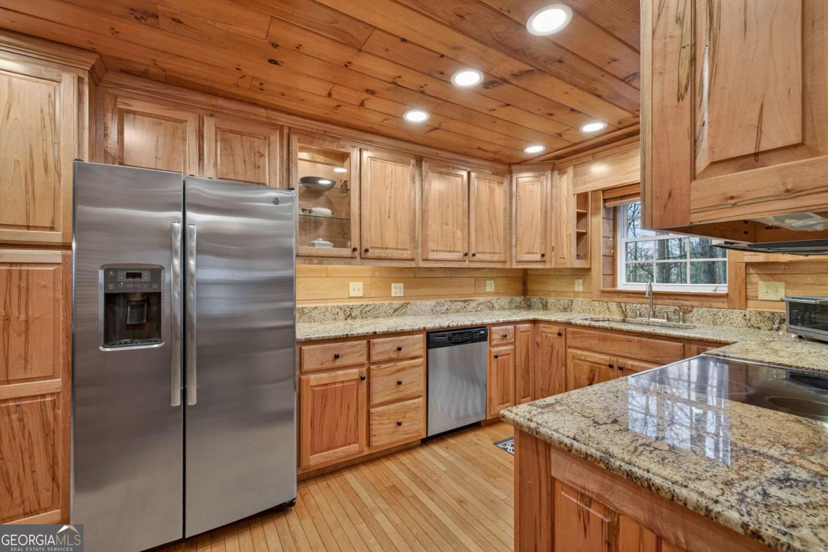 317 Collins Creek Road Hiawassee GA 30546