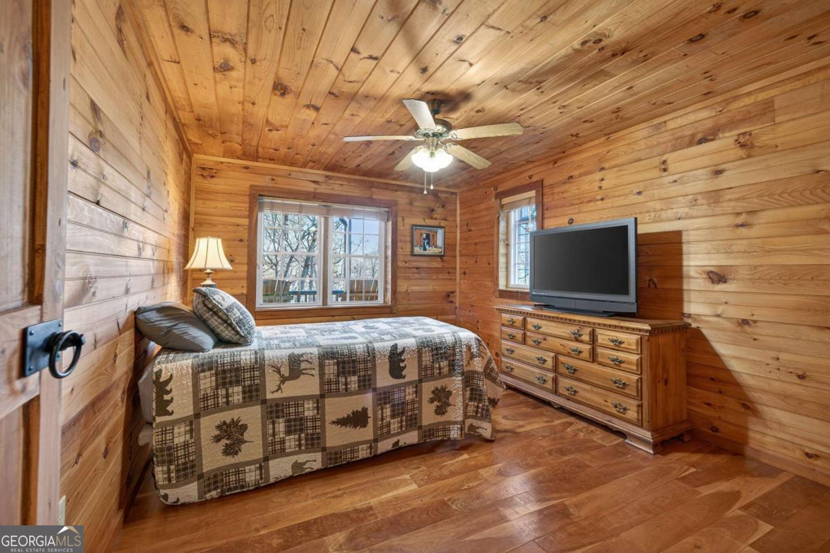 317 Collins Creek Road Hiawassee GA 30546