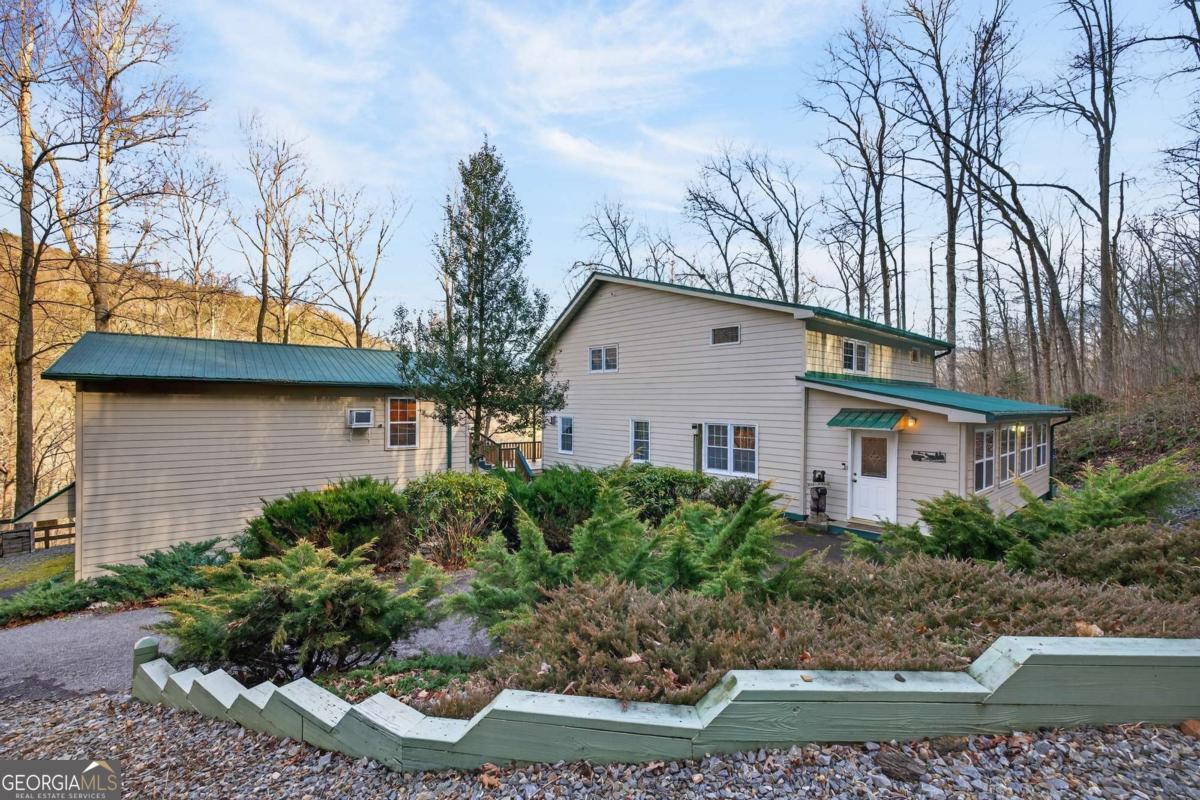 317 Collins Creek Road Hiawassee GA 30546
