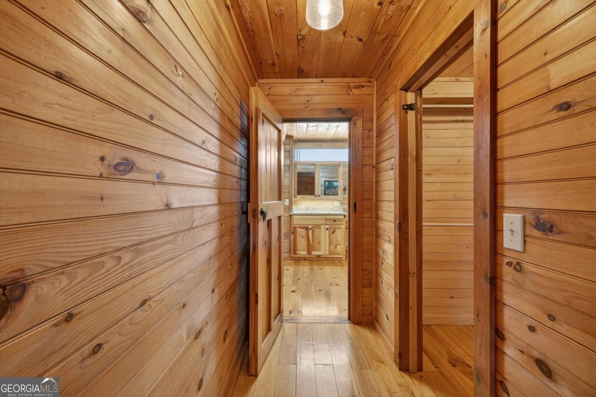 317 Collins Creek Road Hiawassee GA 30546