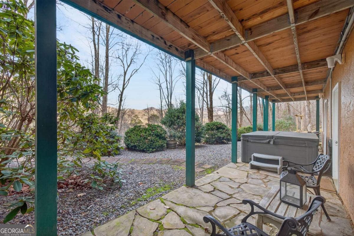 317 Collins Creek Road Hiawassee GA 30546