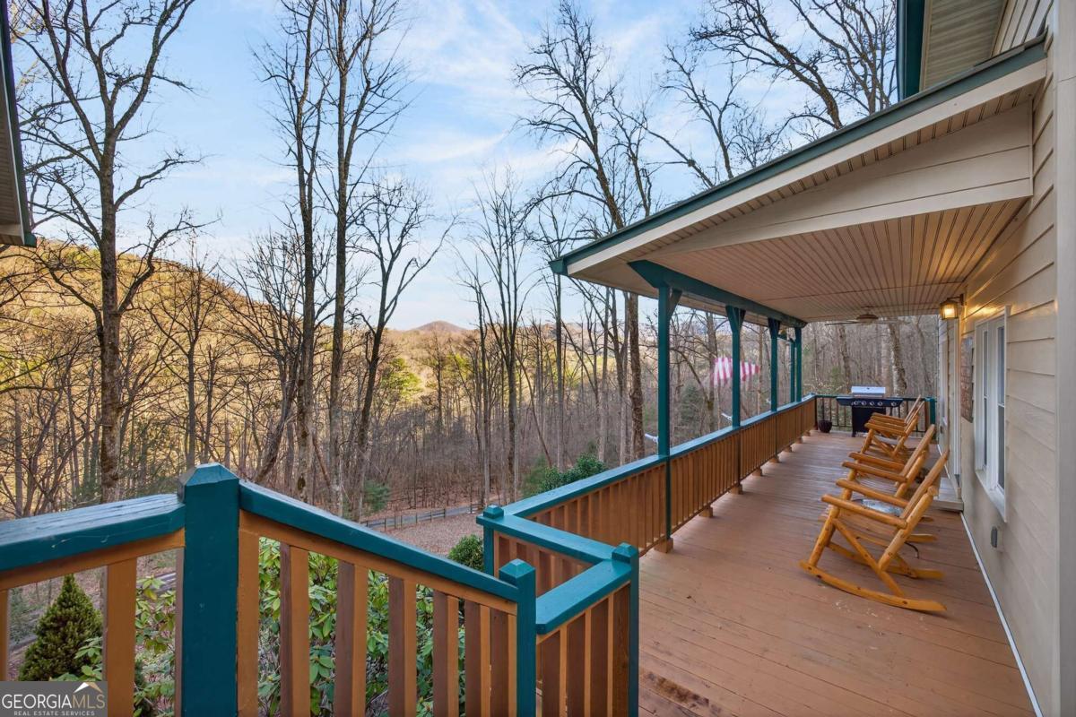 317 Collins Creek Road Hiawassee GA 30546