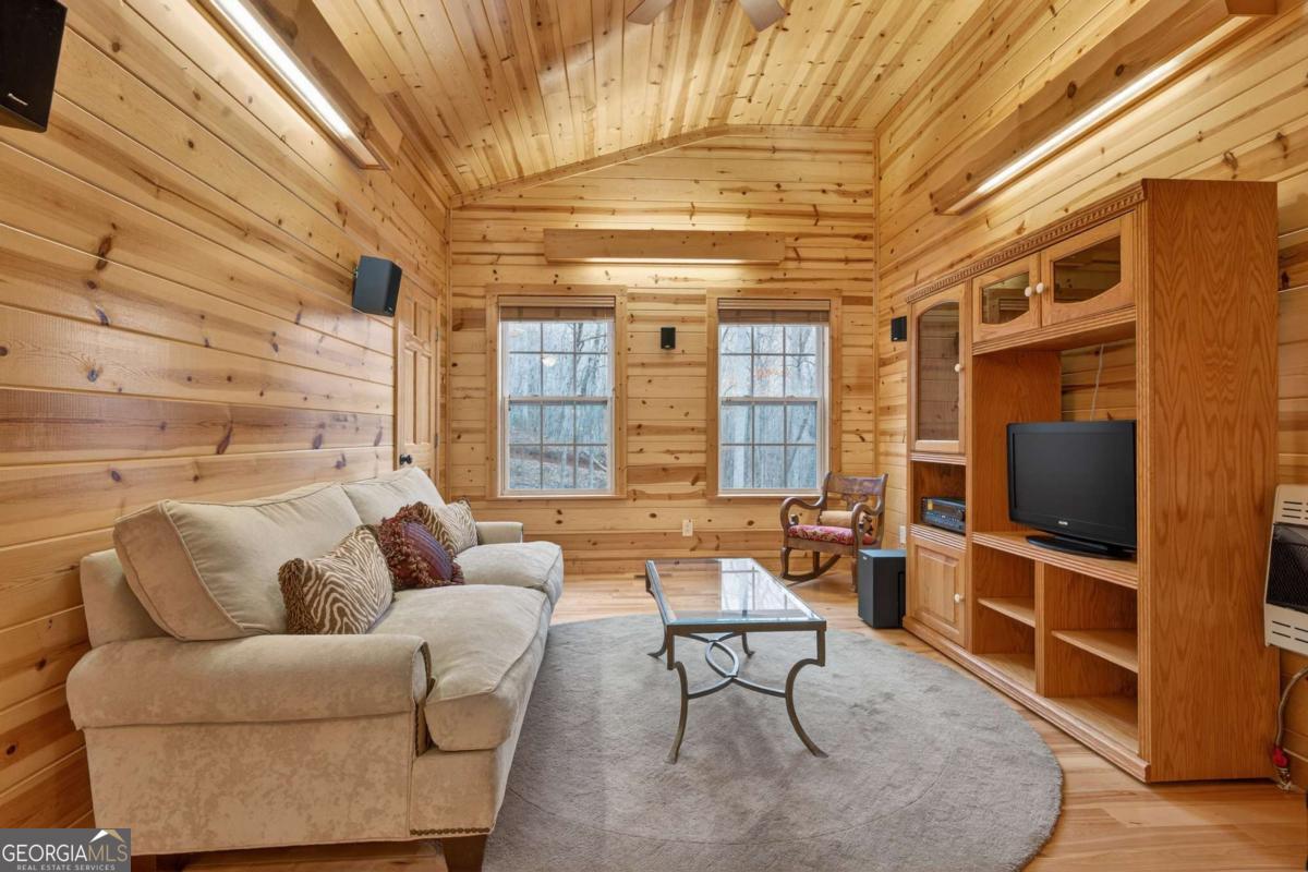 317 Collins Creek Road Hiawassee GA 30546
