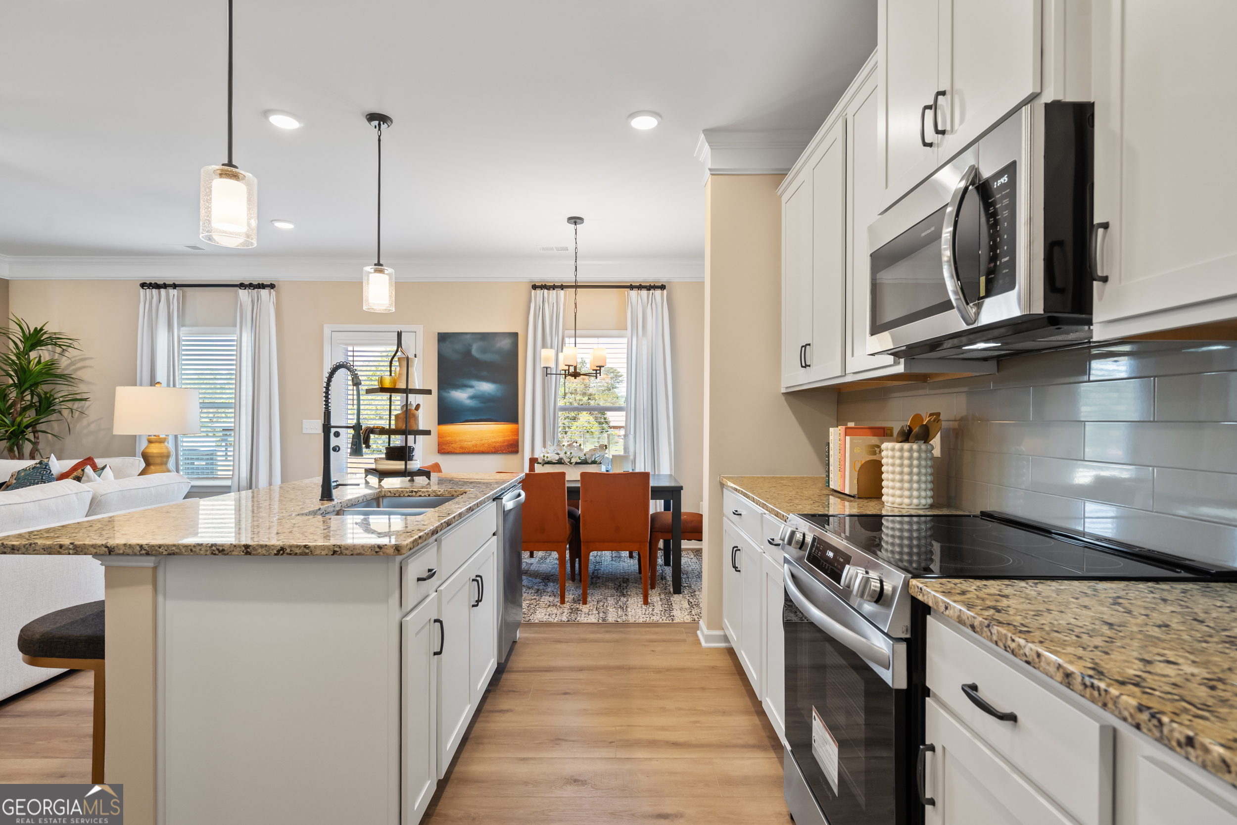 832 Crescent Drive Riverdale GA 30274