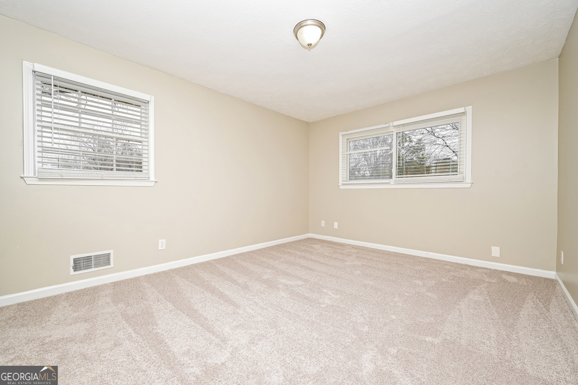 1645 Oak Forest Drive SE Conyers GA 30013